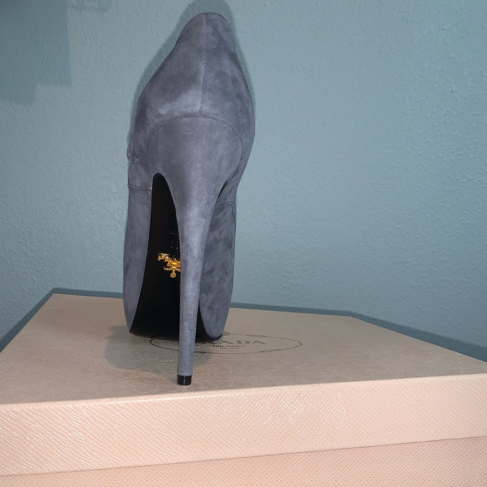 PRADA Grey Suede Platform Ankle Boots Heel 38.5 - Picture 2 of 7